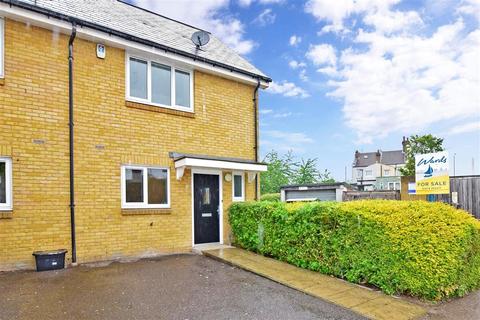 1 Snowden Hill, Northfleet, Gravesend, DA11 9AE
