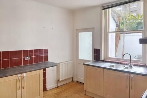 3 bedroom ground floor maisonette to rent, Clifton Hill, Brighton BN1