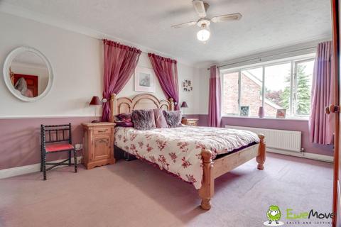 21 Avebury Avenue, Luton, LU2 7DT