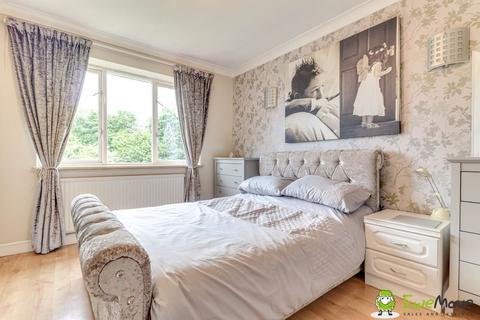 21 Avebury Avenue, Luton, LU2 7DT