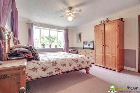 21 Avebury Avenue, Luton, LU2 7DT