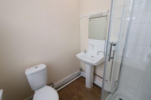 1 bedroom flat to rent, 216 Maidstone Road