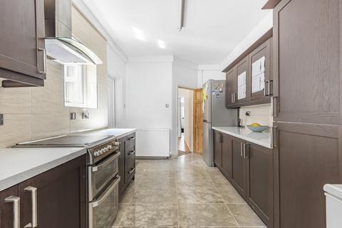 27 Slade Grove, Manchester, M13 0QF