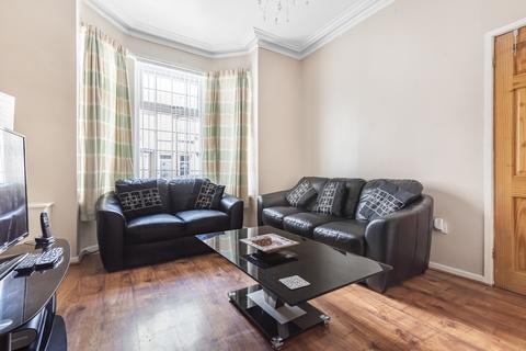 27 Slade Grove, Manchester, M13 0QF