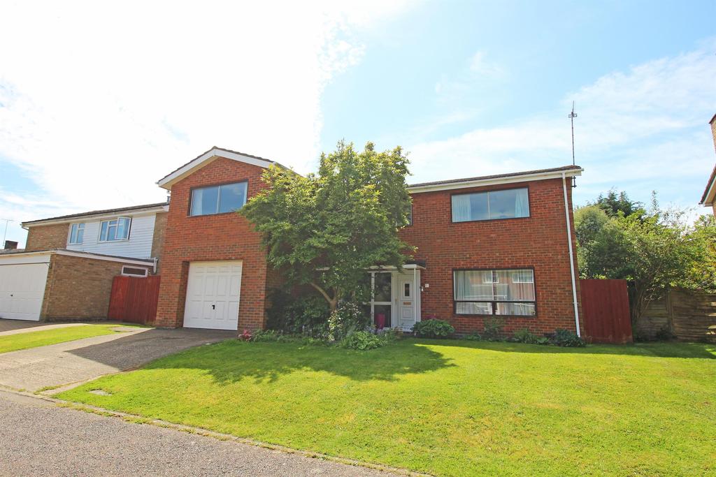 Whitney Drive, Stevenage, SG1 4BL 4 bed detached house £695,000