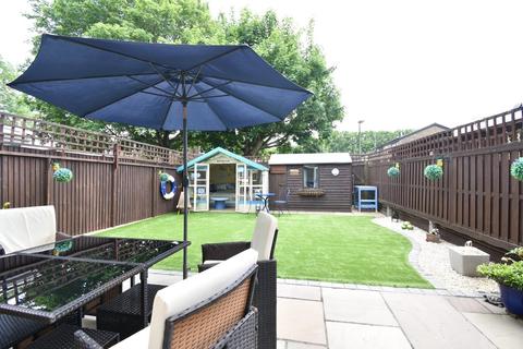 83 Stirling Close, Stevenage, SG2 8TG