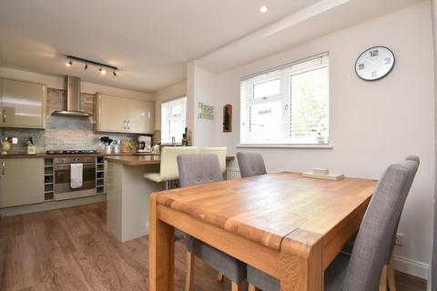 83 Stirling Close, Stevenage, SG2 8TG