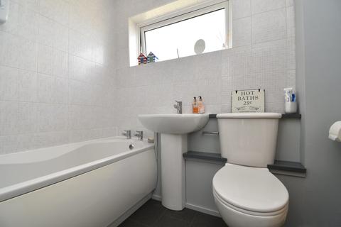 83 Stirling Close, Stevenage, SG2 8TG