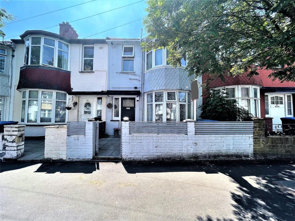 Maybank Avenue, Sudbury,HA0 2TJ 2 bed ground floor £379,950