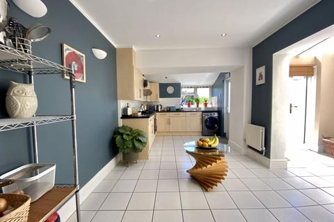 40 Acland Road, Bridgend, CF31 1TF