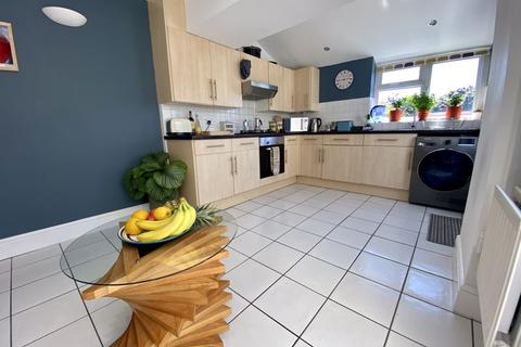40 Acland Road, Bridgend, CF31 1TF