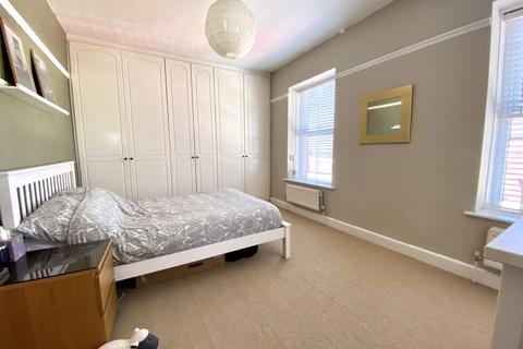 40 Acland Road, Bridgend, CF31 1TF