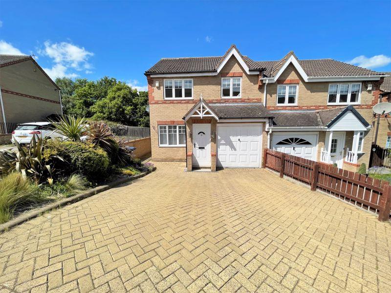 Valley Crescent, Blaydon 3 bed semidetached house £195,000