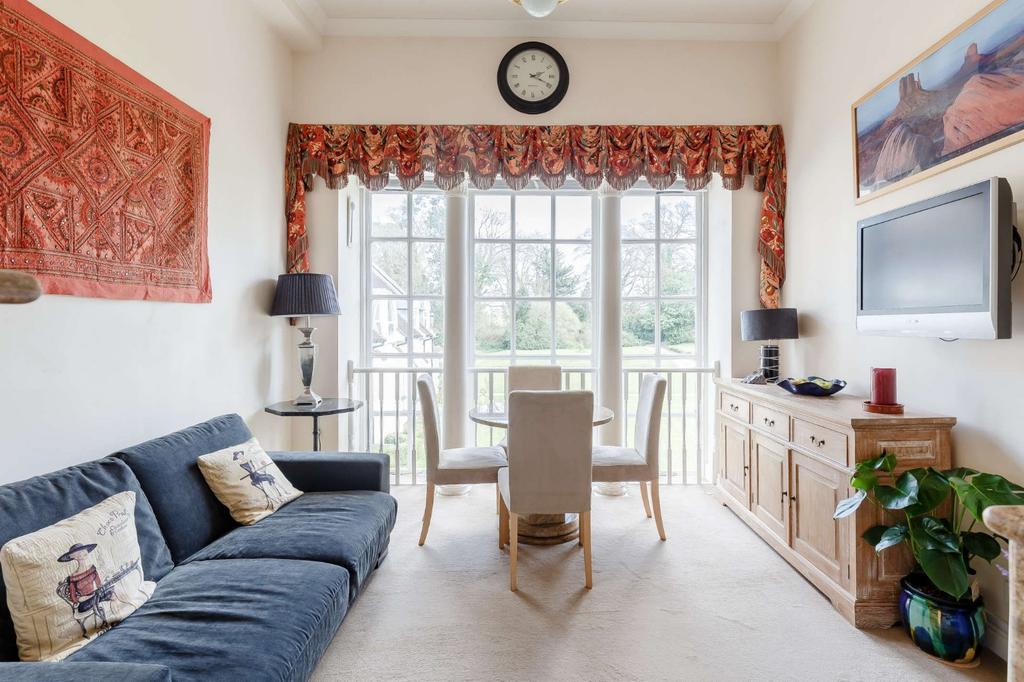 Breakfast Room
