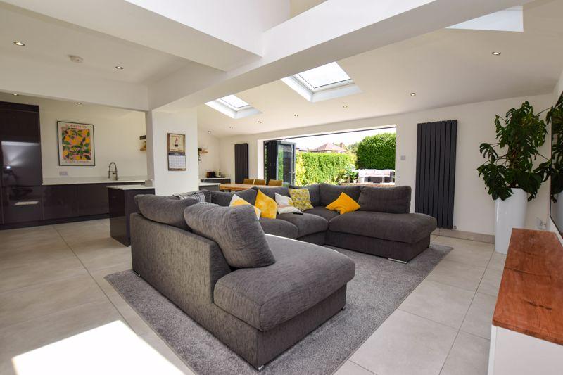 Hodge Lane, Hartford, CW8 3AG 4 bed semidetached house £410,000