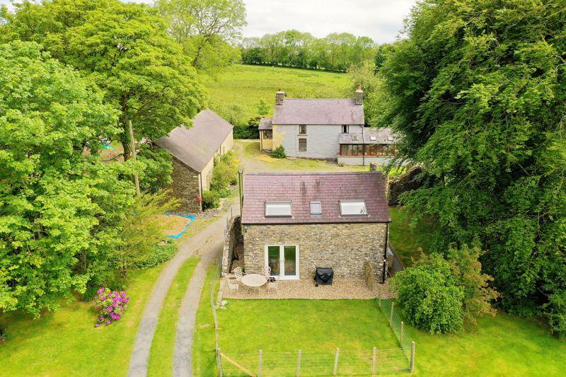 Cross Inn, Llanon 4 bed detached house £650,000