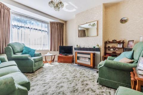 22 Courtenay Road, Worcester Park, KT4 8RY
