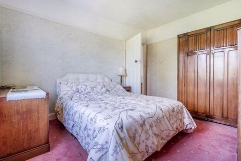 22 Courtenay Road, Worcester Park, KT4 8RY