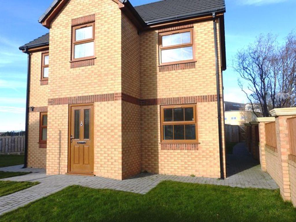 2 Primrose Rd, Red Rose Estate, BarrowInFurness 3 bed detached house