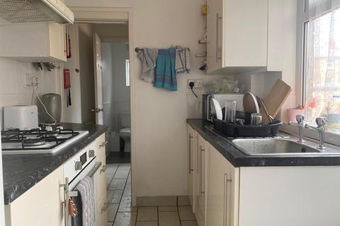 18 Carmelite Road, Coventry, CV1 2BX