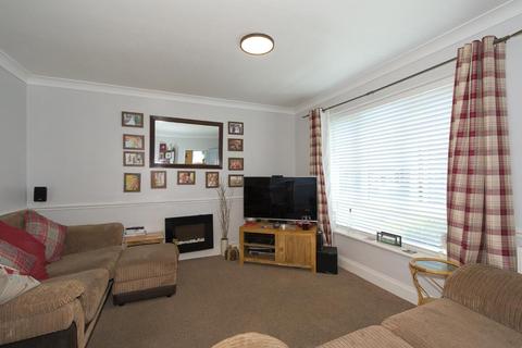 16 Gale Crescent, Banstead, SM7 2HZ