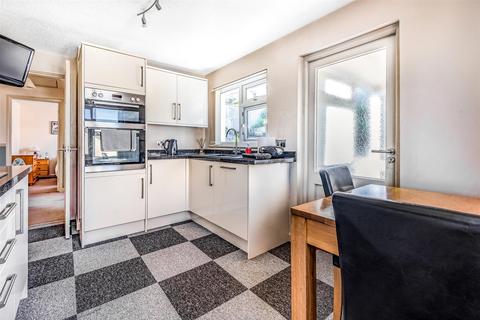 7 Fern Way, Ilfracombe, EX34 8JS