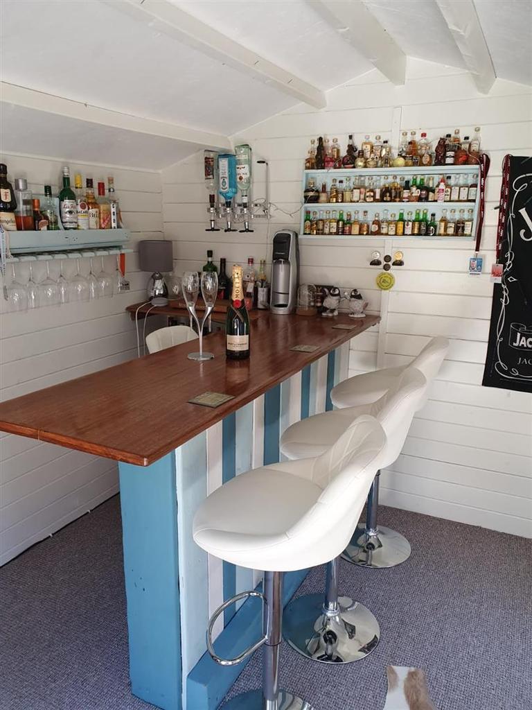 Summer House Bar