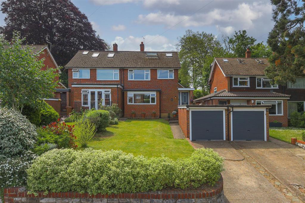 Parkgate Road, Reigate 4 bed house £850,000