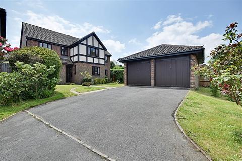 14 Constable Way, Bexhill-on-sea, TN40 2UH