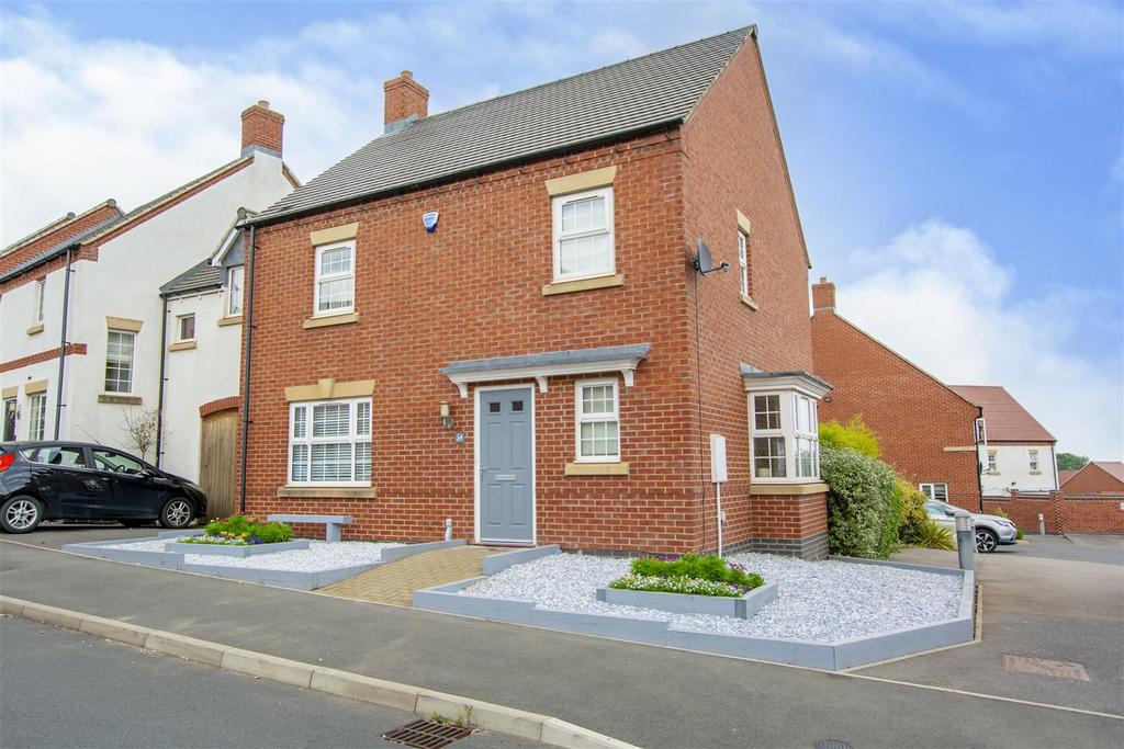 Spitfire Road, Castle Donington 4 bed link detached house £294,950