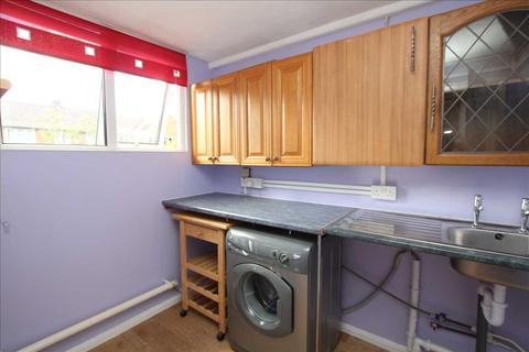 41 Church Fields, Headley, Bordon, GU35 8PG