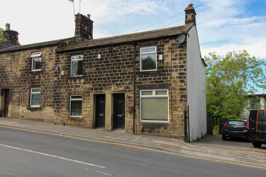 Henshaw Lane, Yeadon, Leeds 2 bed terraced house £150,000