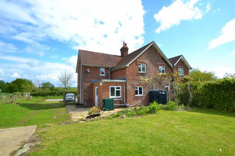 3 bedroom semi-detached house to rent, Greatham, West Sussex, RH20 2ES