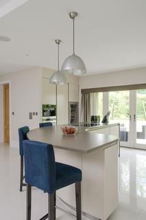 Cricket View Oakshade Road, Oxshott, Leatherhead, KT22 0LE