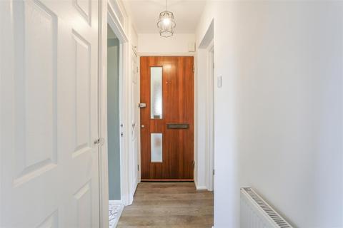 35 Sycamore Close, Carshalton, SM5 2PS