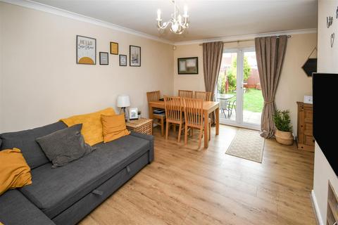 15 Farthing Drive, Kingswood, Hull, HU7 3LD