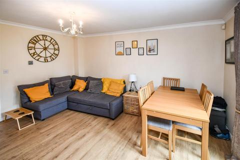 15 Farthing Drive, Kingswood, Hull, HU7 3LD