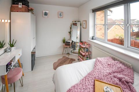 15 Farthing Drive, Kingswood, Hull, HU7 3LD