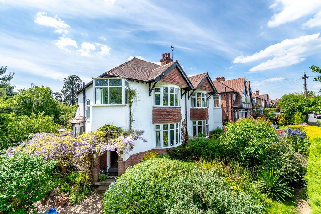 Oakfield Road, Radbrook, Shrewsbury SY3 8AA 3 bed semidetached house