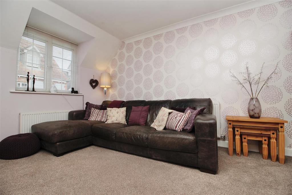Lounge / Dining Room