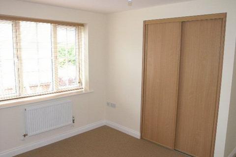 2 bedroom flat to rent, Watts Drive, Shepshed, LE12 9UR