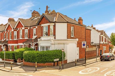 59b Revelstoke Road, London, SW18 5NJ