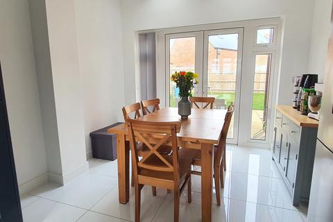 29 Bath Crescent, Bicester, OX26 1DS