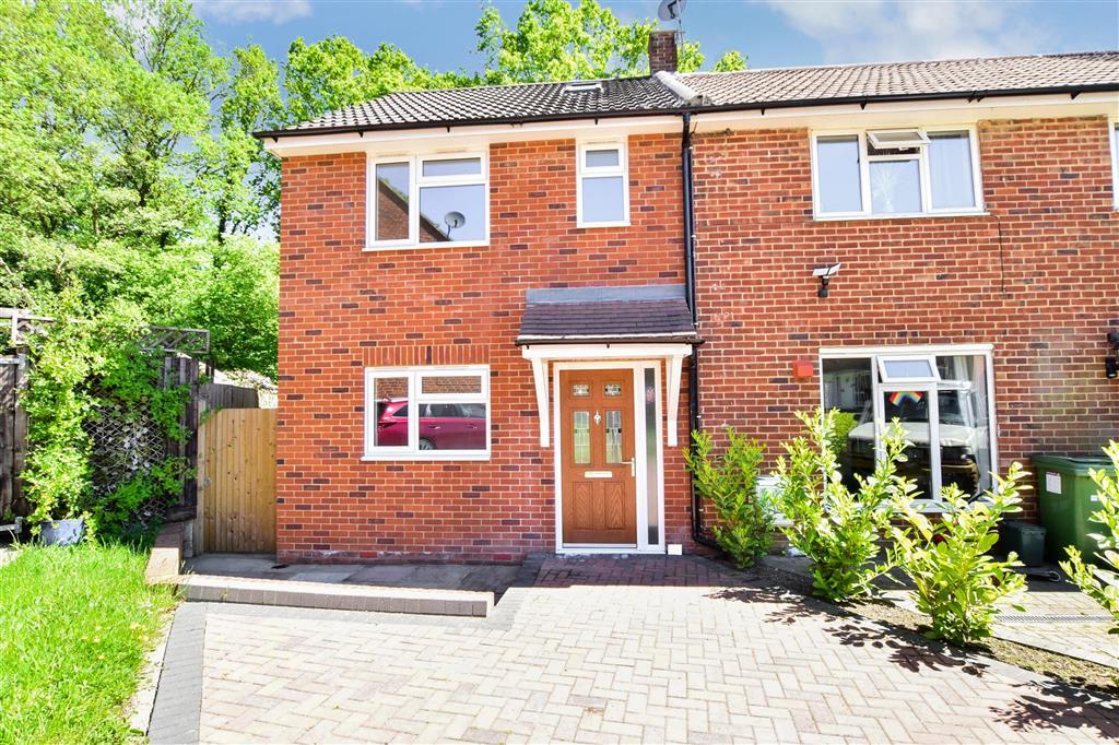 Goodwyns Road, Dorking, Surrey 3 bed semidetached house £449,950
