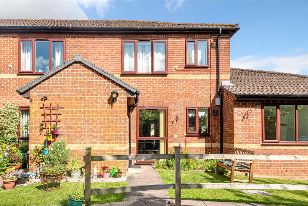 St. Marys Close, Alton, Hampshire, GU34 1 bed £115,000