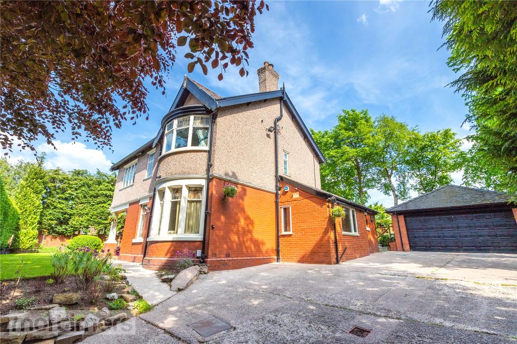 Preston Old Road, Blackburn, BB2 4 bed detached house for sale £575,000
