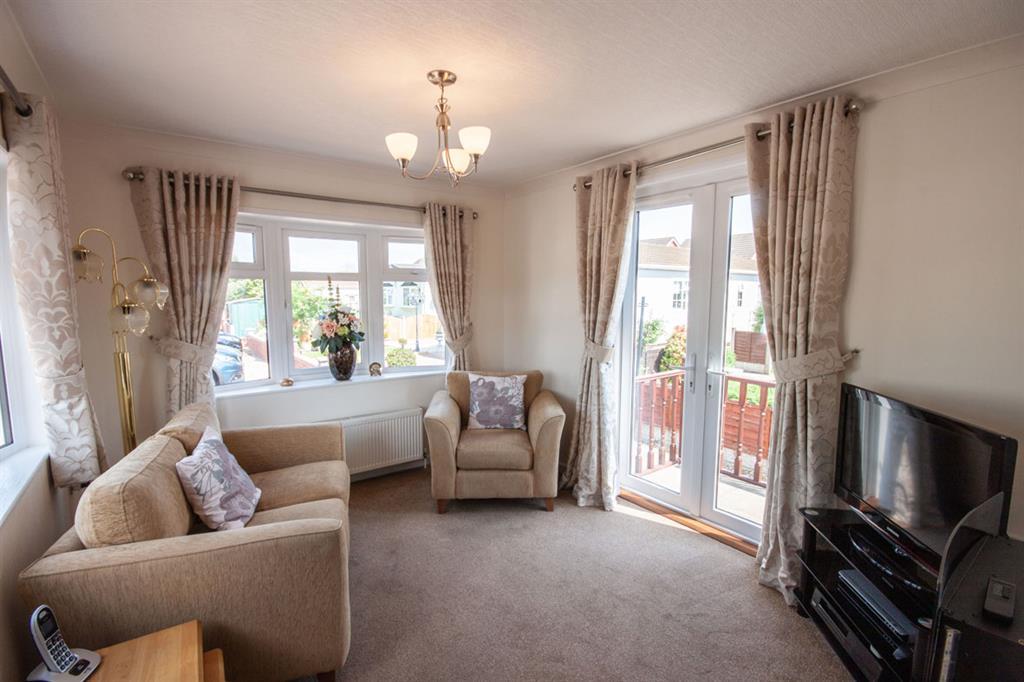 Biddulph Park, Ironstone Road... 2 bed mobile home £115,000