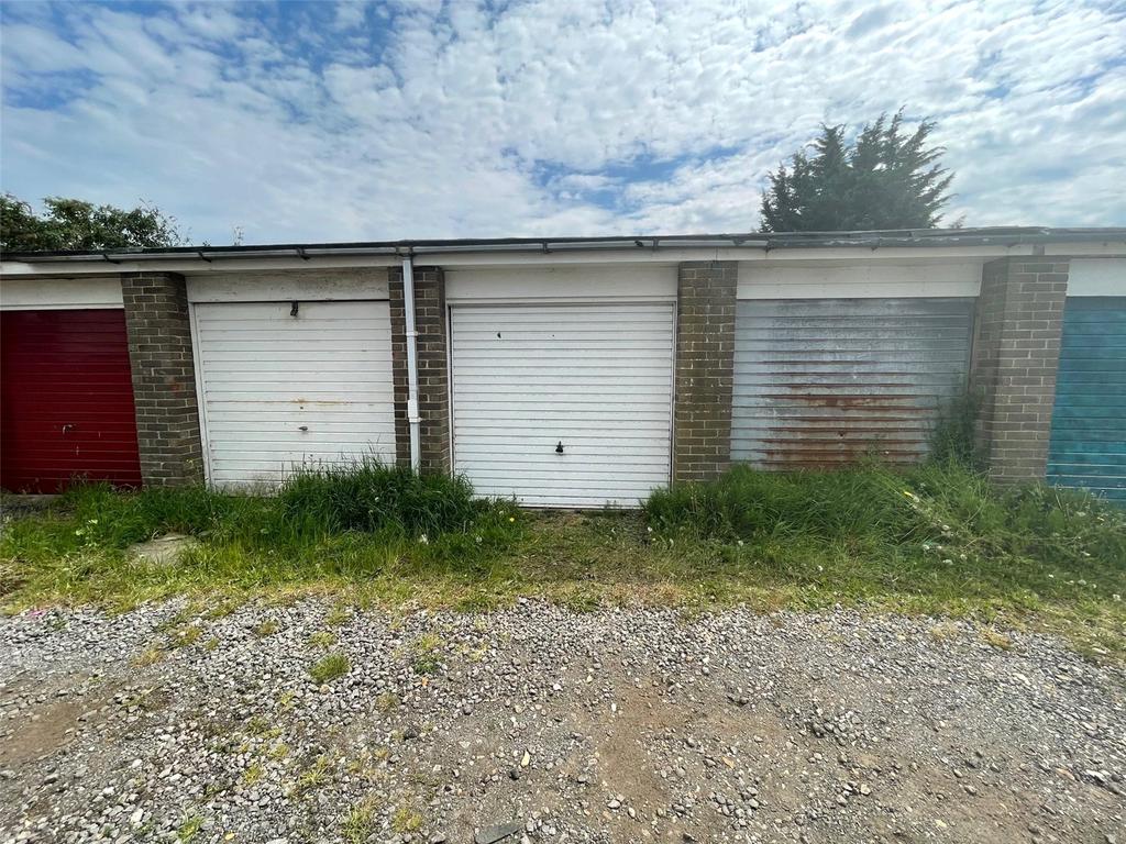 Galsworthy Close, GoringbySea, Worthing, BN12 Garage £17,000