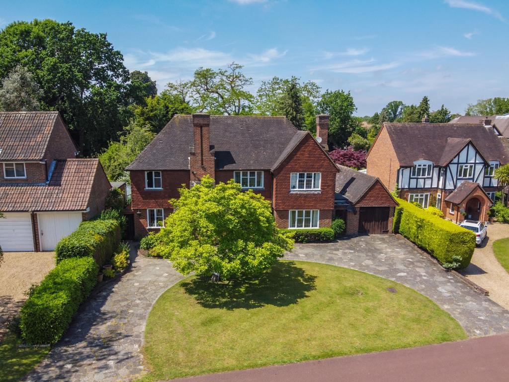 Houses For Sale Ashley Park Road Walton On Thames at Steven Curl blog