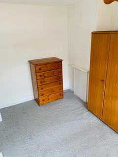 3 bedroom semi-detached house to rent - Cadle Road, Wolverhampton, WV10 9SJ